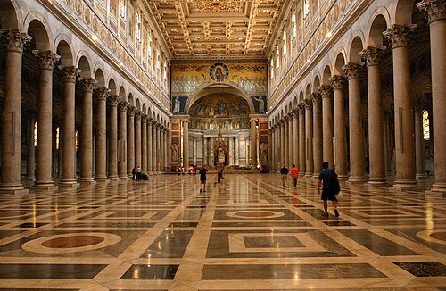 Roma, interno Basilica di San Paolo Fuori le Mura