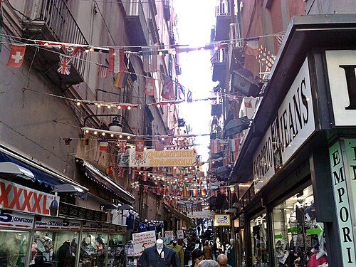 Napoli, scorcio dei Quartieri Spagnoli