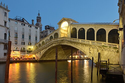 Ponte di Rialto a Venezia