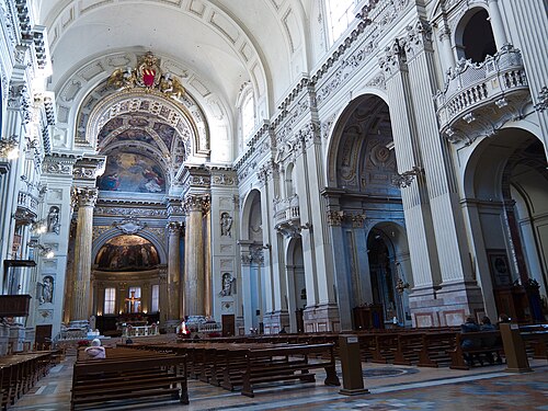 Bologna, interno della Cattedrale Metropolitana di San Pietro