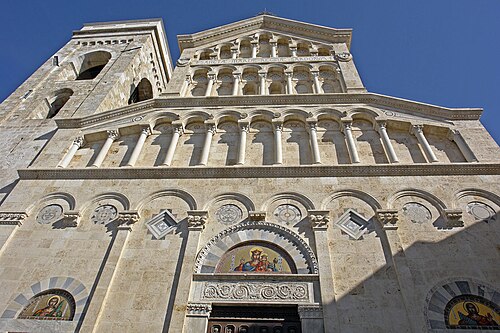 Cagliari, facciata della Cattedrale